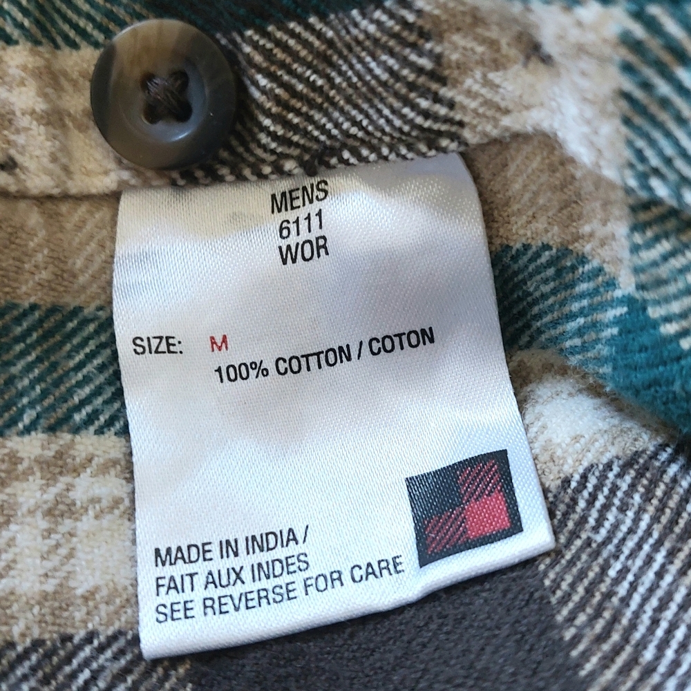 Woolrich Men's Vintage Plaid Flannel Button-Down Shirt - Picture 4 of 4